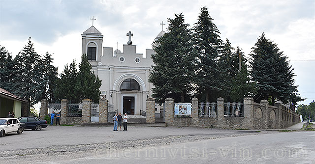 костел святого Миколая, смт Чернівці, Чернівецький район 1923 - 2020